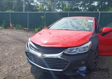 2019 Chevrolet Cruze Lt z USA, uszkodzony, nr VIN 1G1BE5SM2K7100692